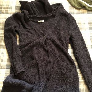 UGG sweater/sweater coat. M/L black